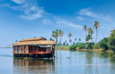 tourist places in kerala